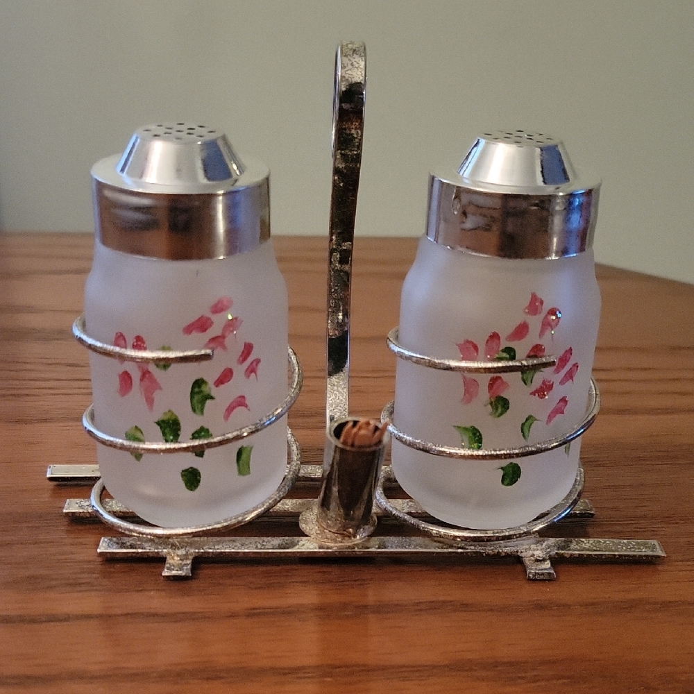 Decorative Glass Salt and Pepper Shaker Set with Stand